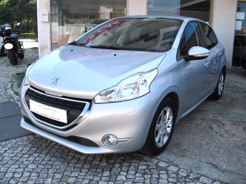 Carro usado Peugeot 208 1.2 -- 12 V Reference  Gasolina