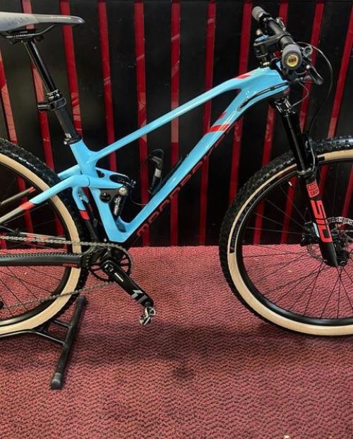 Peças - Mondraker F poduim DC RR carbono 2021