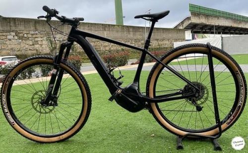 Bicicleta-Trotinete - Specialized Levo Hybrid