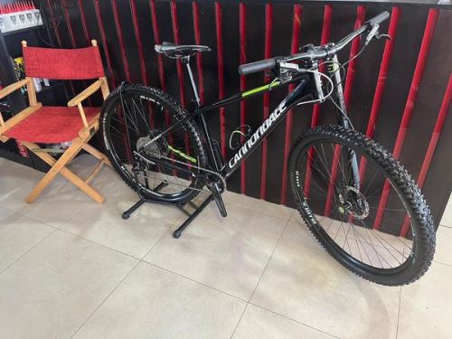 Bicicleta-Trotinete - Cannondale F29