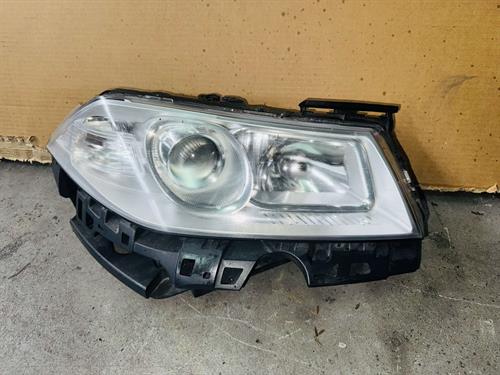 Peça - Farol Direito Renault Megane II - 2006 / 2008