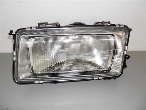 Peça - Farol Esquerdo Audi 80 - 1986 / 1991