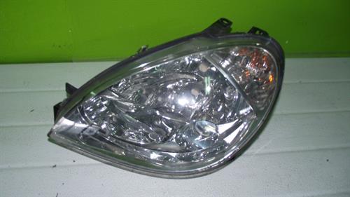 Peça - Farol Esquerdo Citroen Xsara - 2000 / 2006