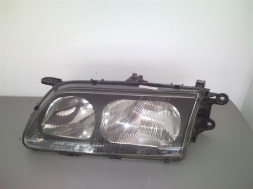 Peça - Farol Esquerdo  Mazda 323 - 1998 / 1999 