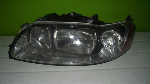 Peça - Farol Direito Volvo S60 / Volvo V70 - 2004 / 2007