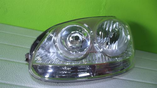 Peça - Farol esquerdo Volkswagen Golf V / Jetta - 2003 / 2008