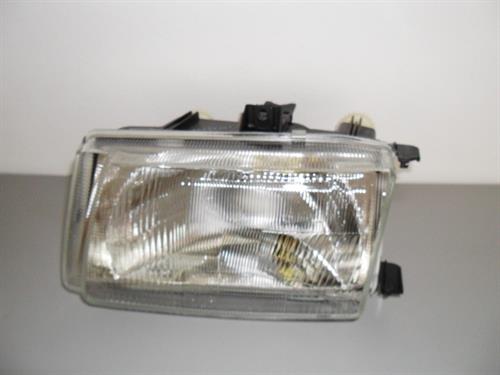 Peça - Farol Esquerdo Volkswagen Polo / Volkswagen Caddy - 1998