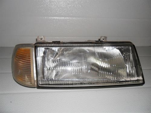 Peça - Farol Direito Seat Alhambra / Volkswagen Sharan - 1995 /2000