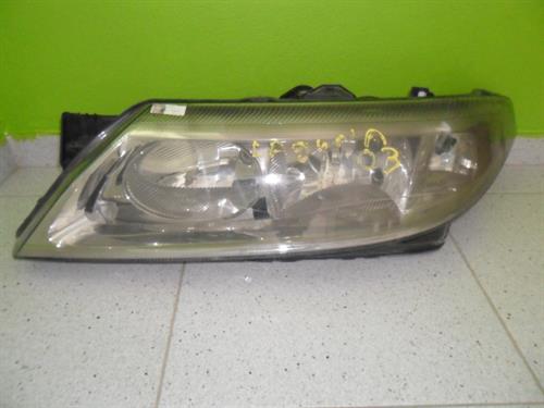 Peça - Farol Xénon Esquerdo Renault Laguna - 2001 / 2005 