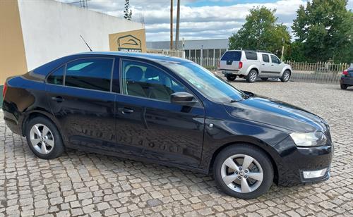 Carro usado Skoda Rapid 1.6 TDI ACTIVE Diesel