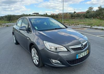 Carro usado Opel Astra 1.3 CDTi Enjoy Diesel