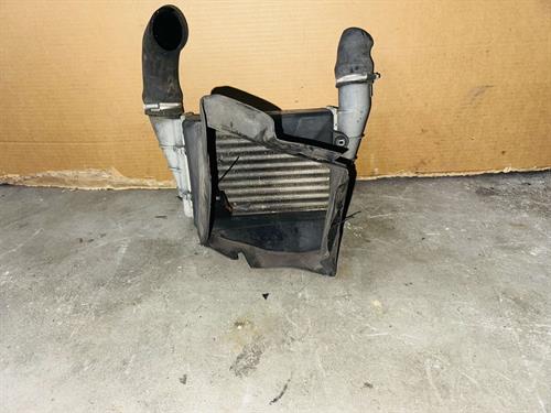 Peça - Radiador de Intercooler Audi A4 1.9 Tdi - 1997