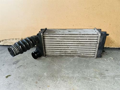 Peça - Radiador de Intercooler Peugeot 307 1.6 Hdi - 2001 / 2005