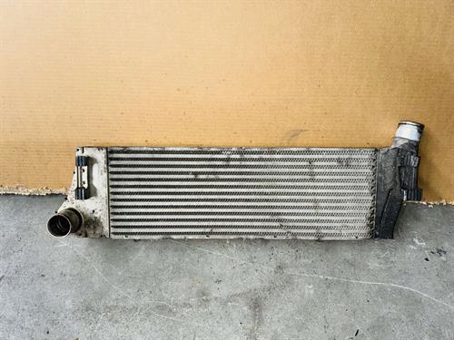 Peça - Radiador de Intercooler Renault Megane 1.5 Dci - 2002 / 2008